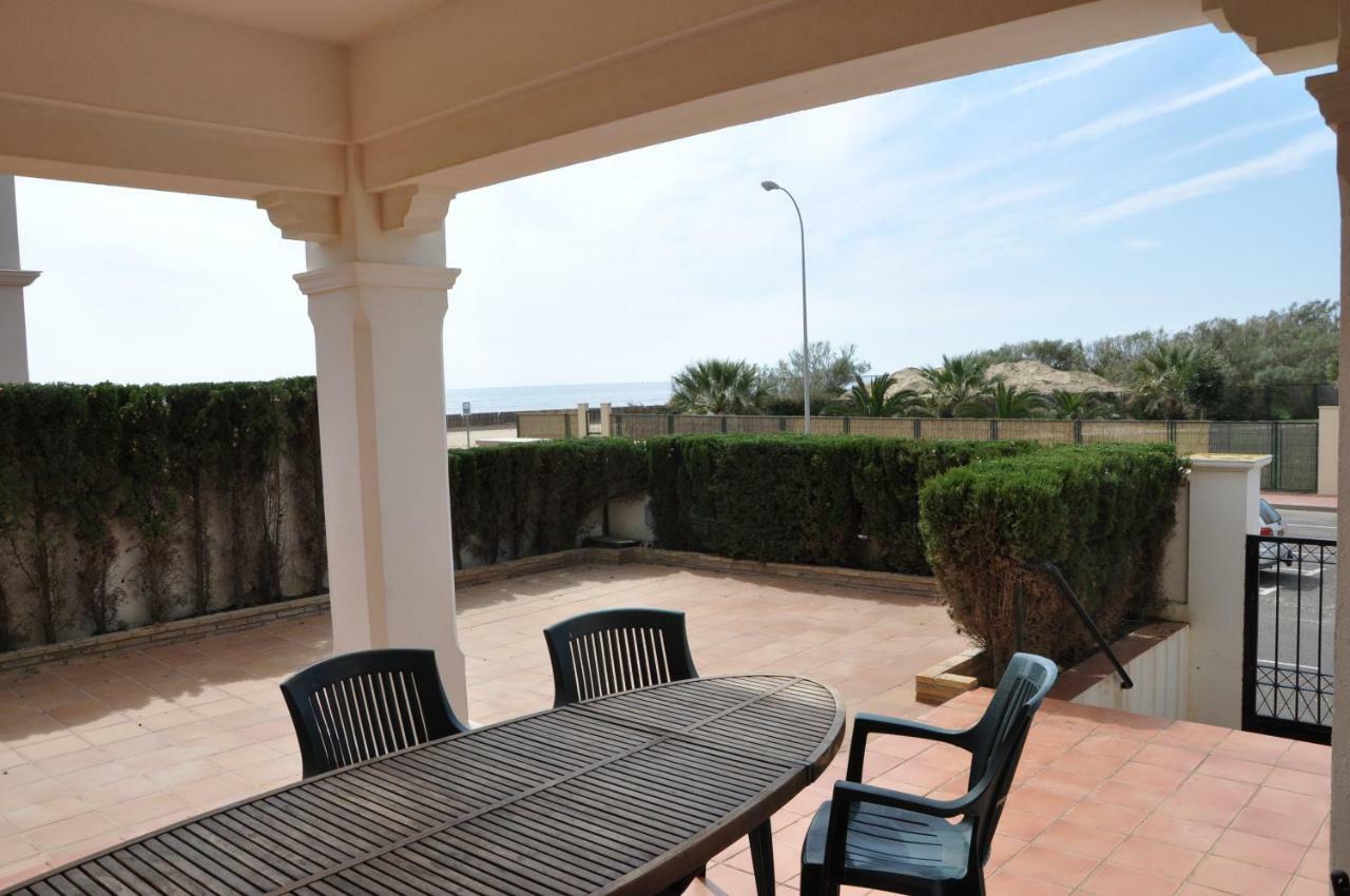 Villa Canela With Heated Pool, Piscina Climatizada Isla Canela Exterior photo